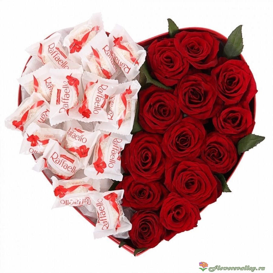 розы и конфеты Raffaello