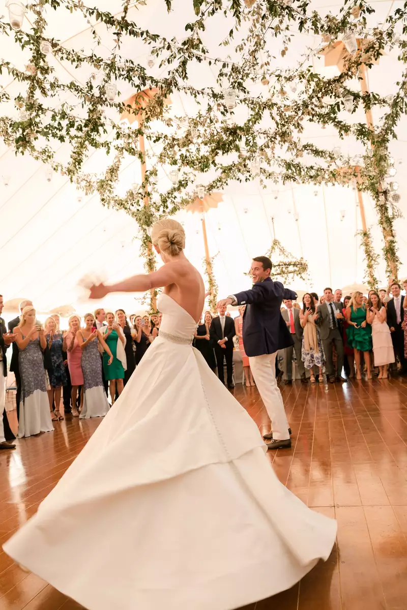 Классическое свадебное платье